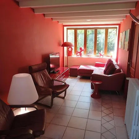 Beautiful Renovated Farmhouse With Private Heated Pool. 別荘 *
